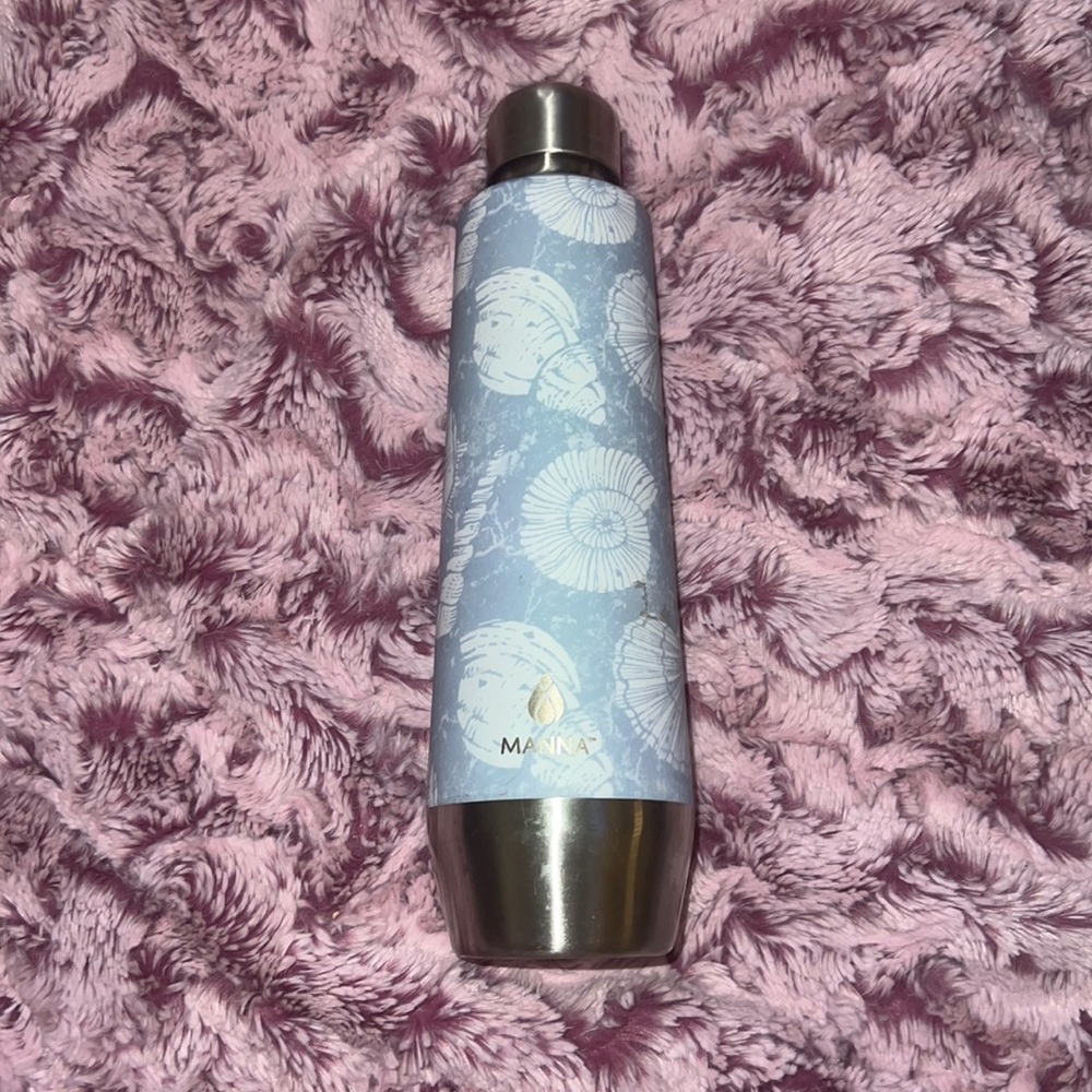 Manna water bottle 18oz